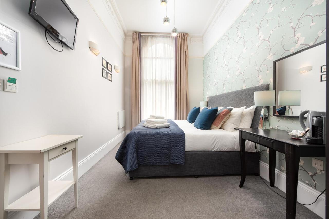 Quarto com Cama King-size
