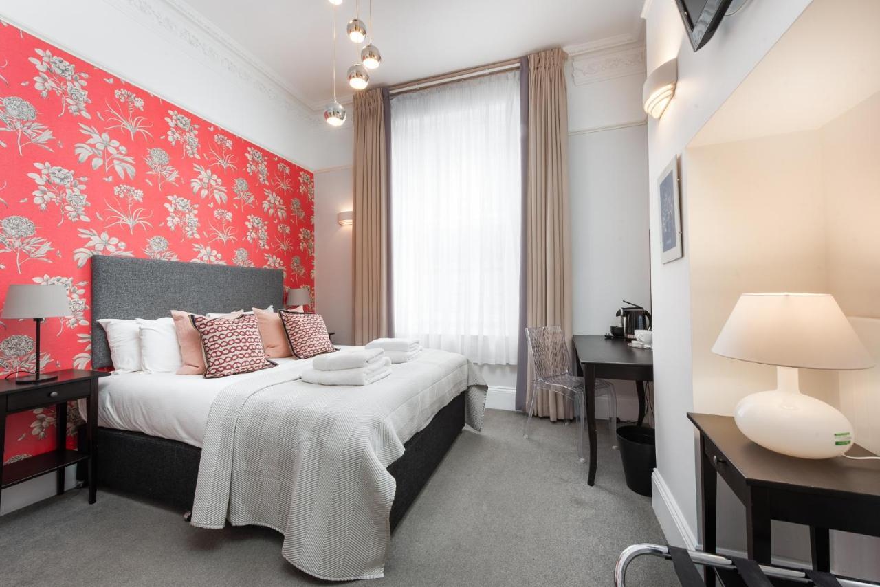 Quarto com Cama King-size