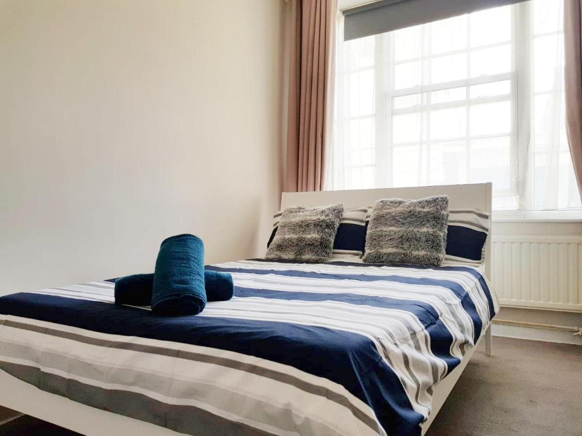 Quarto Duplo