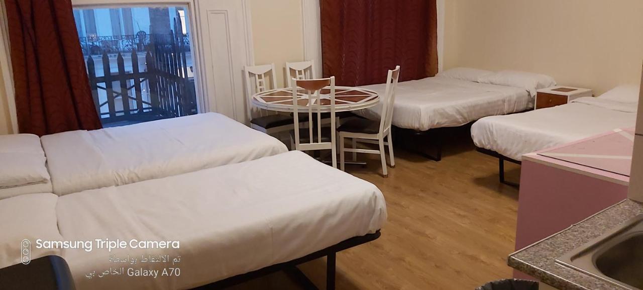 Habitación Familiar (6 adultos) con baño privado