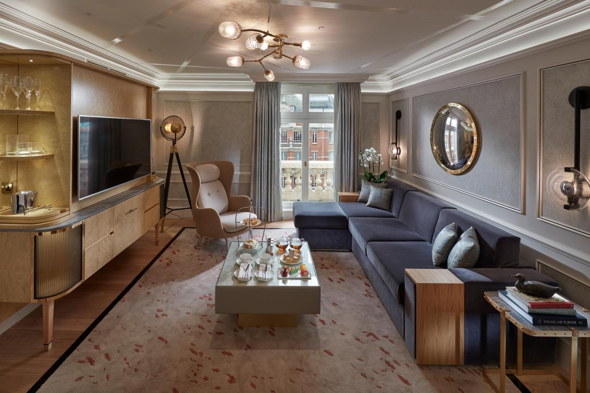 Knightsbridge Suite
