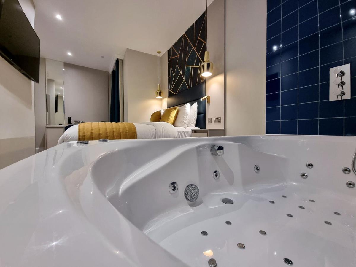 Signature-suite med spabad