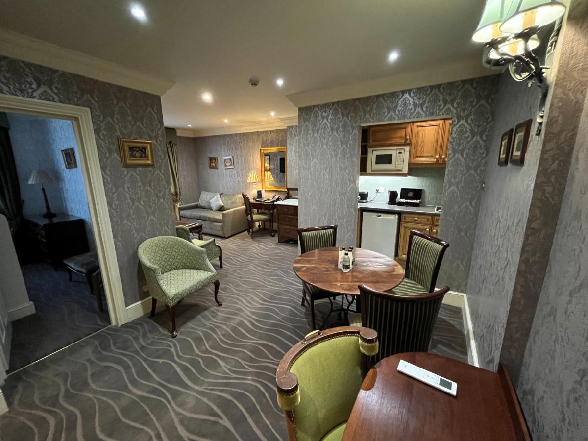 Two Bedroom Junior Suite with Kitchenette