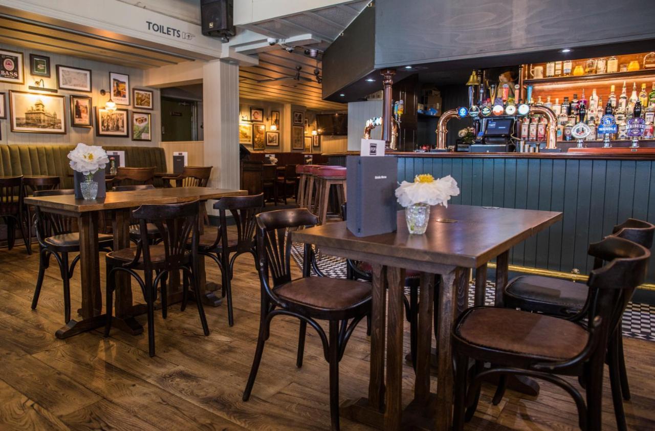 Deluxe Double Room,1356864839:JPEG