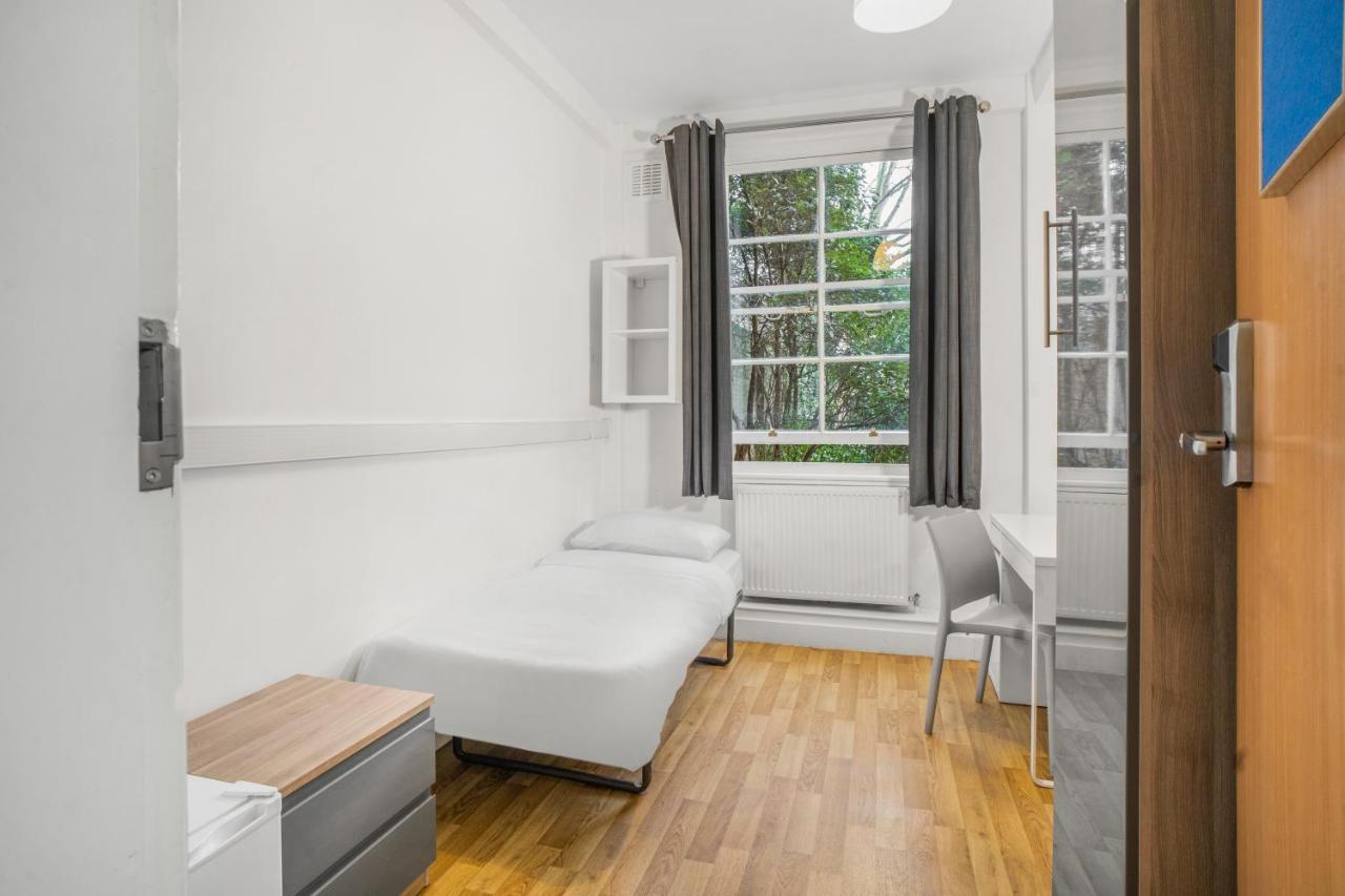 Standaard Eenpersoonskamer met Gedeelde Badkamer