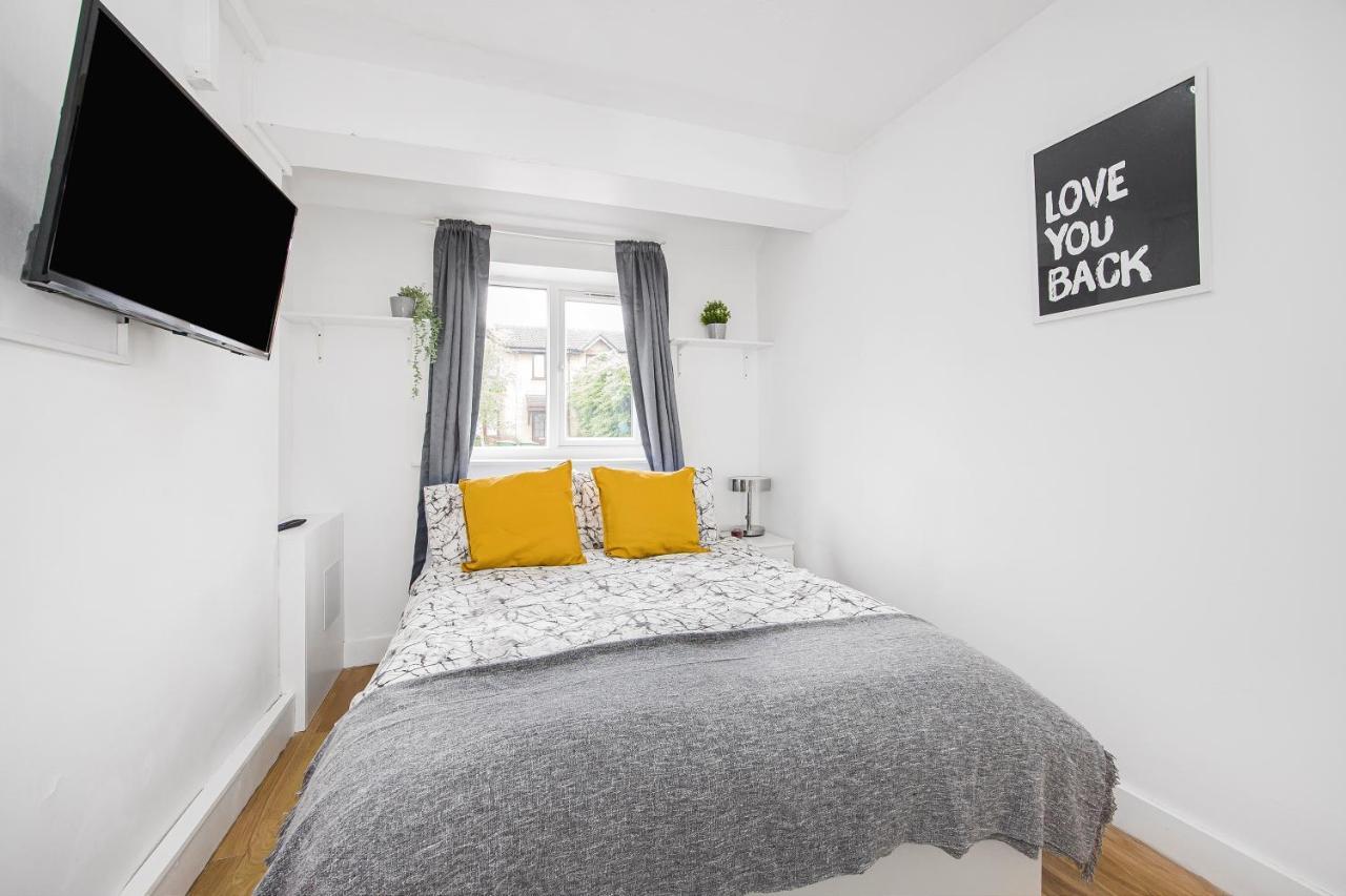 Double Room with Shared Bathroom