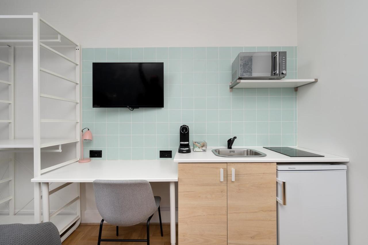 Studio Apartment
