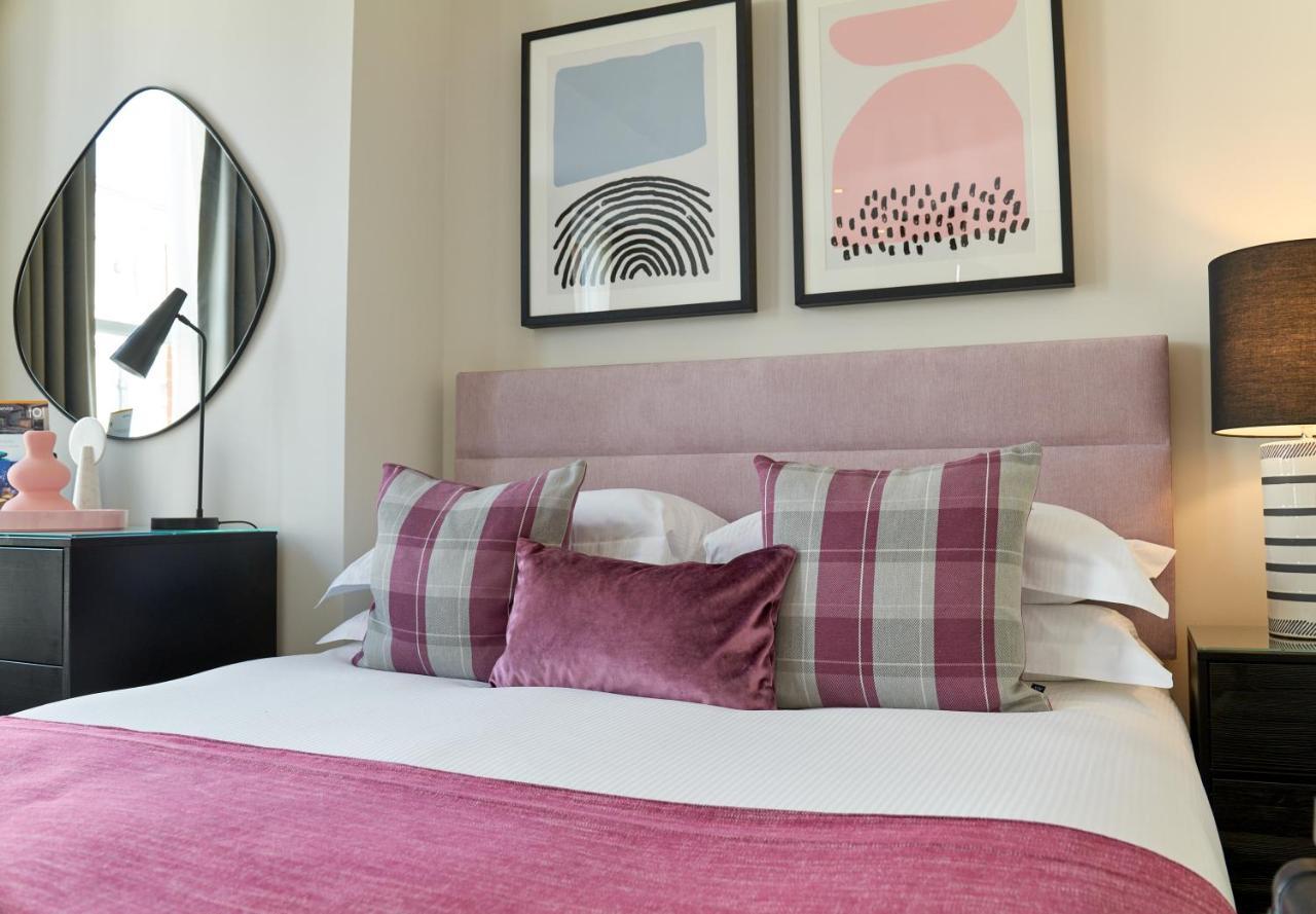 One Bedroom Open Plan Apartment Sofa Bed
