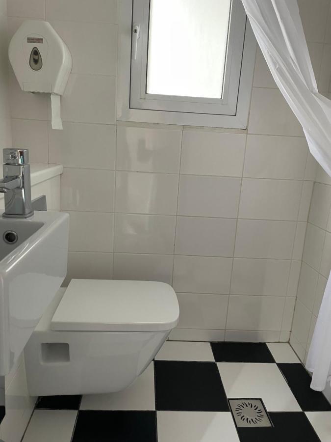 Habitación Individual con baño compartido
