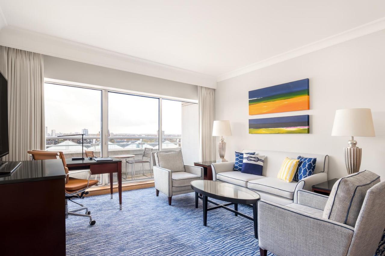 Marina King Suite