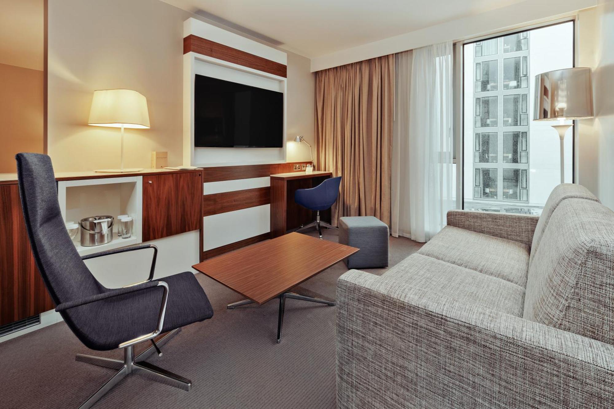King Atrium Suite,1765847210:JPEG