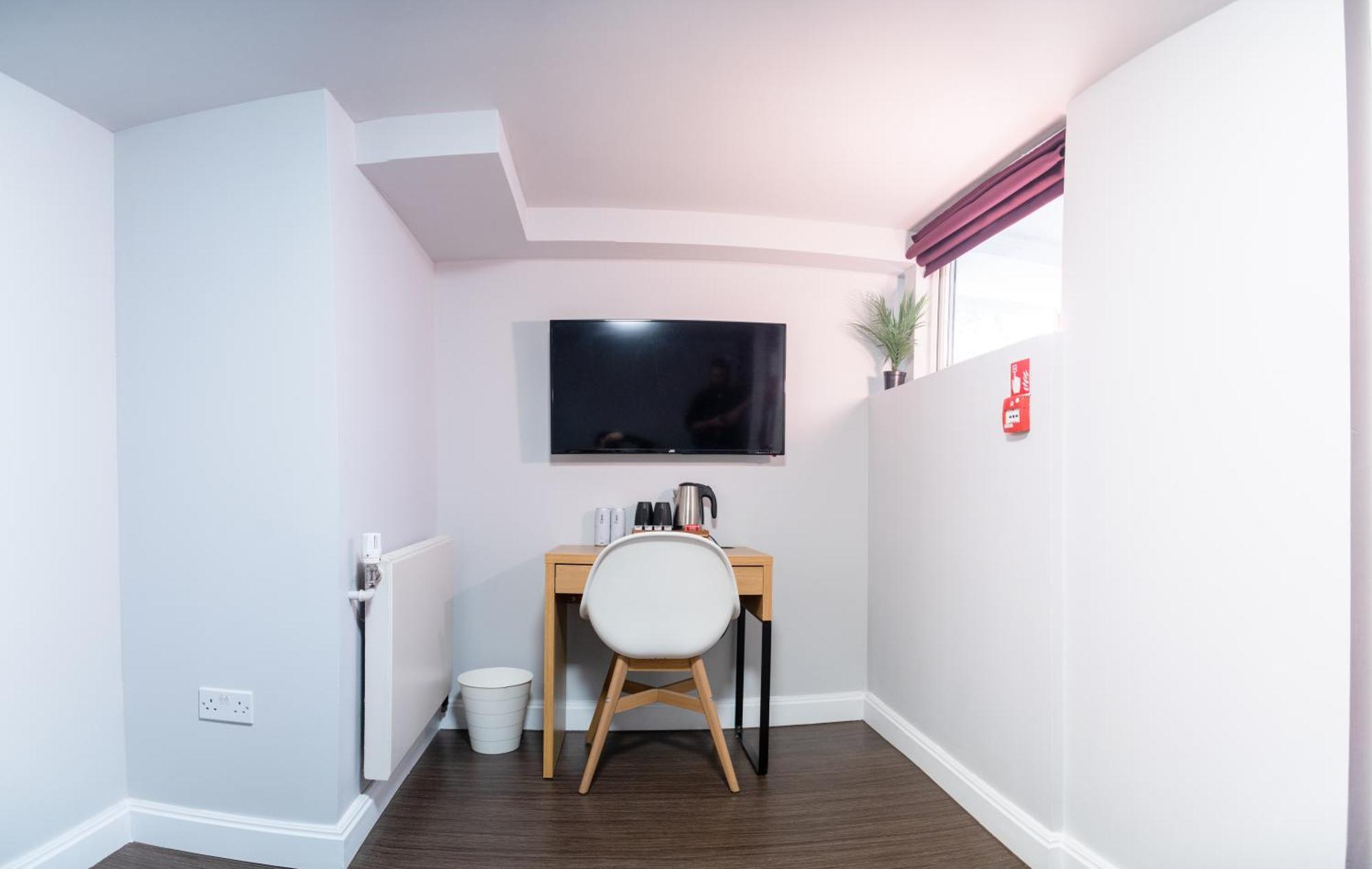Quarto Duplo com Banheiro Privativo