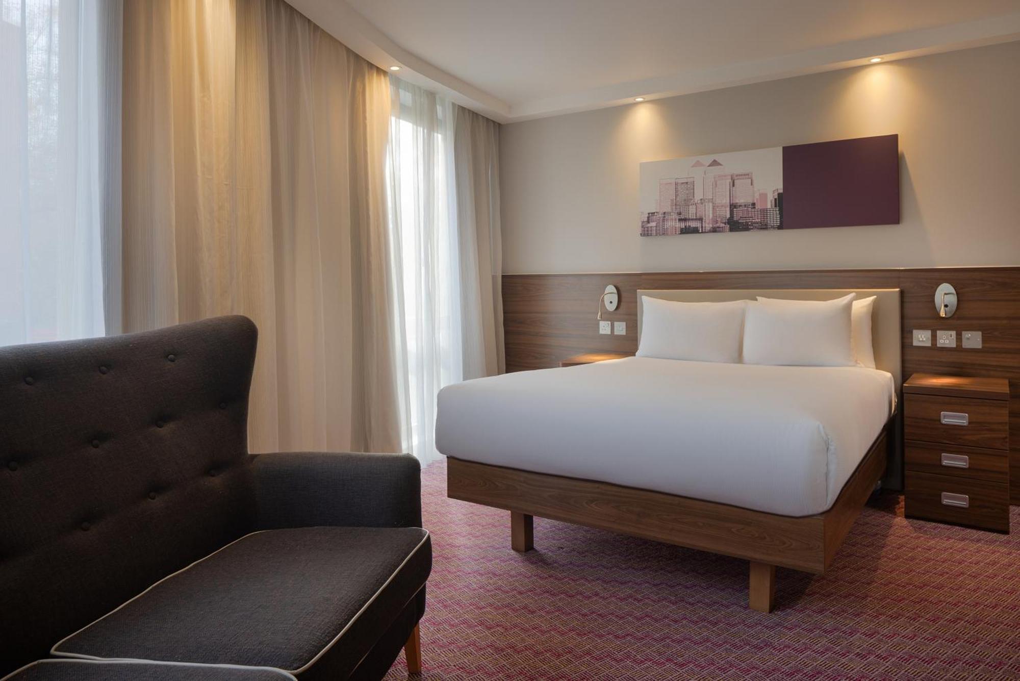 Queen Room City View Disability Access