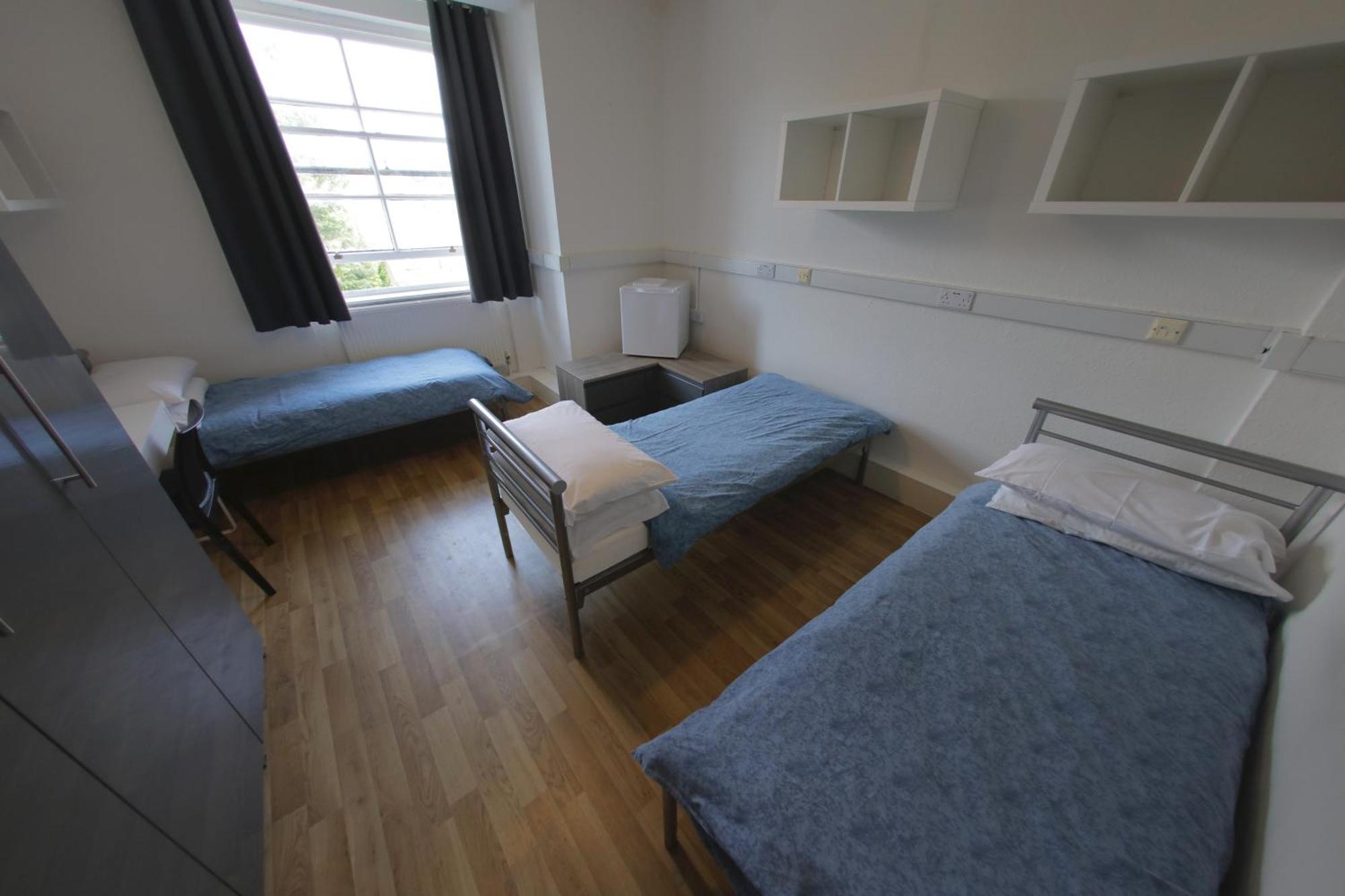 Eenpersoonsbed in Vrouwenslaapzaal