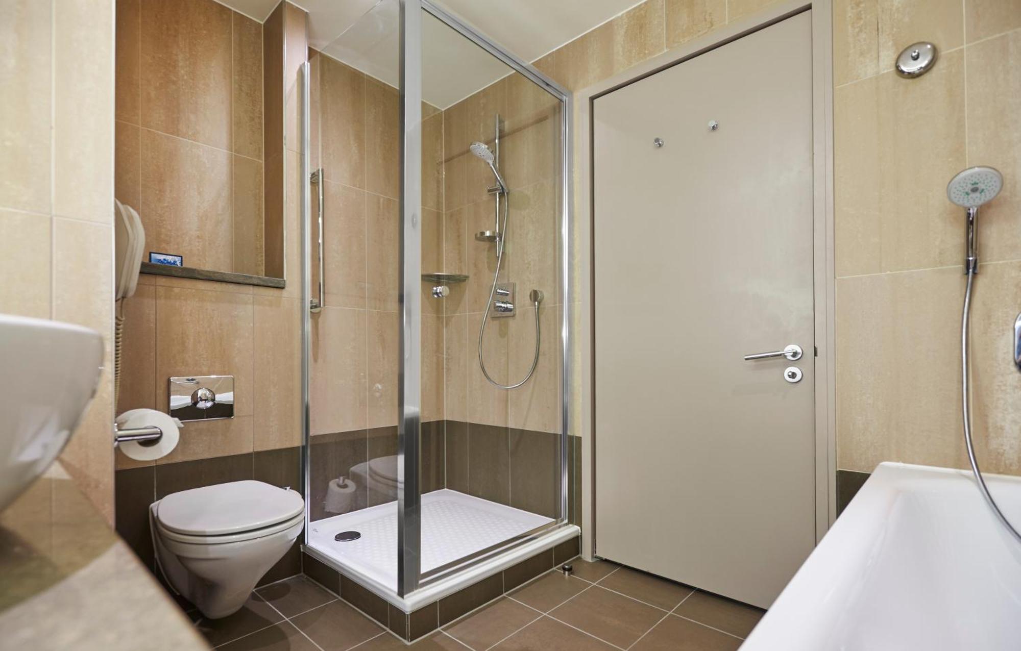 Quarto King Deluxe Plus