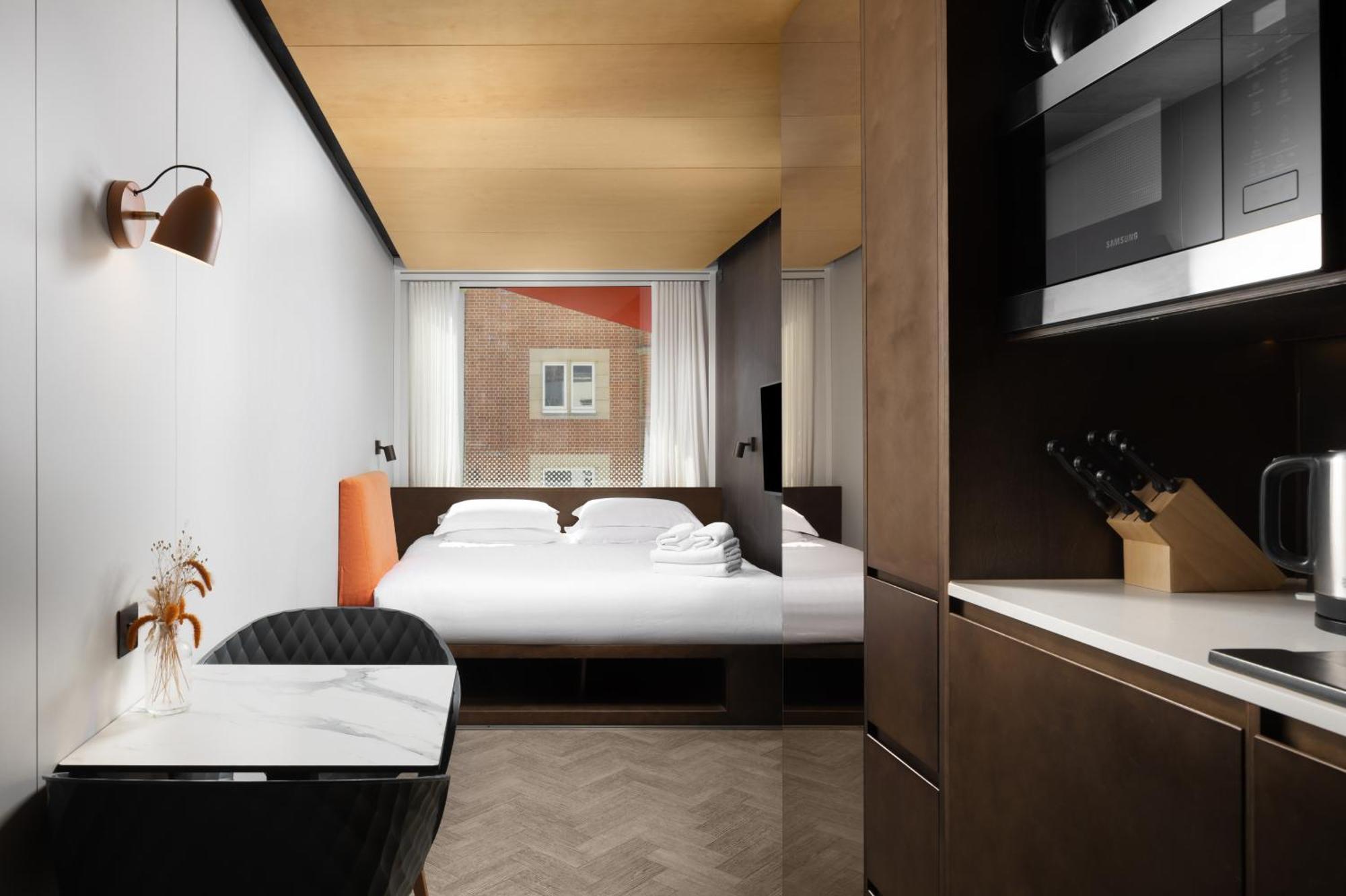 Studio Apartment