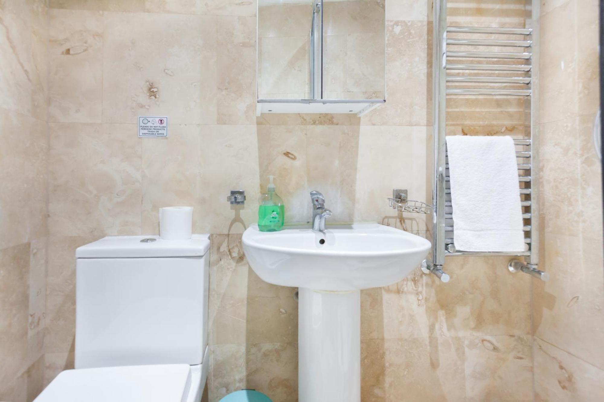 Apartment Shower