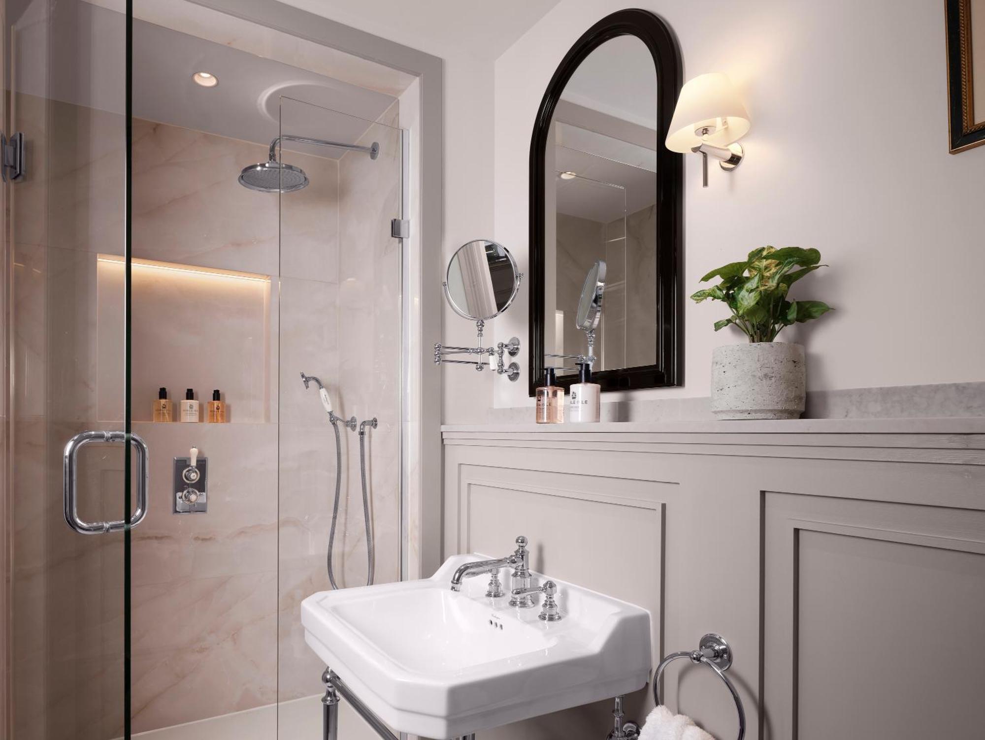 Chelsea Garden Suite