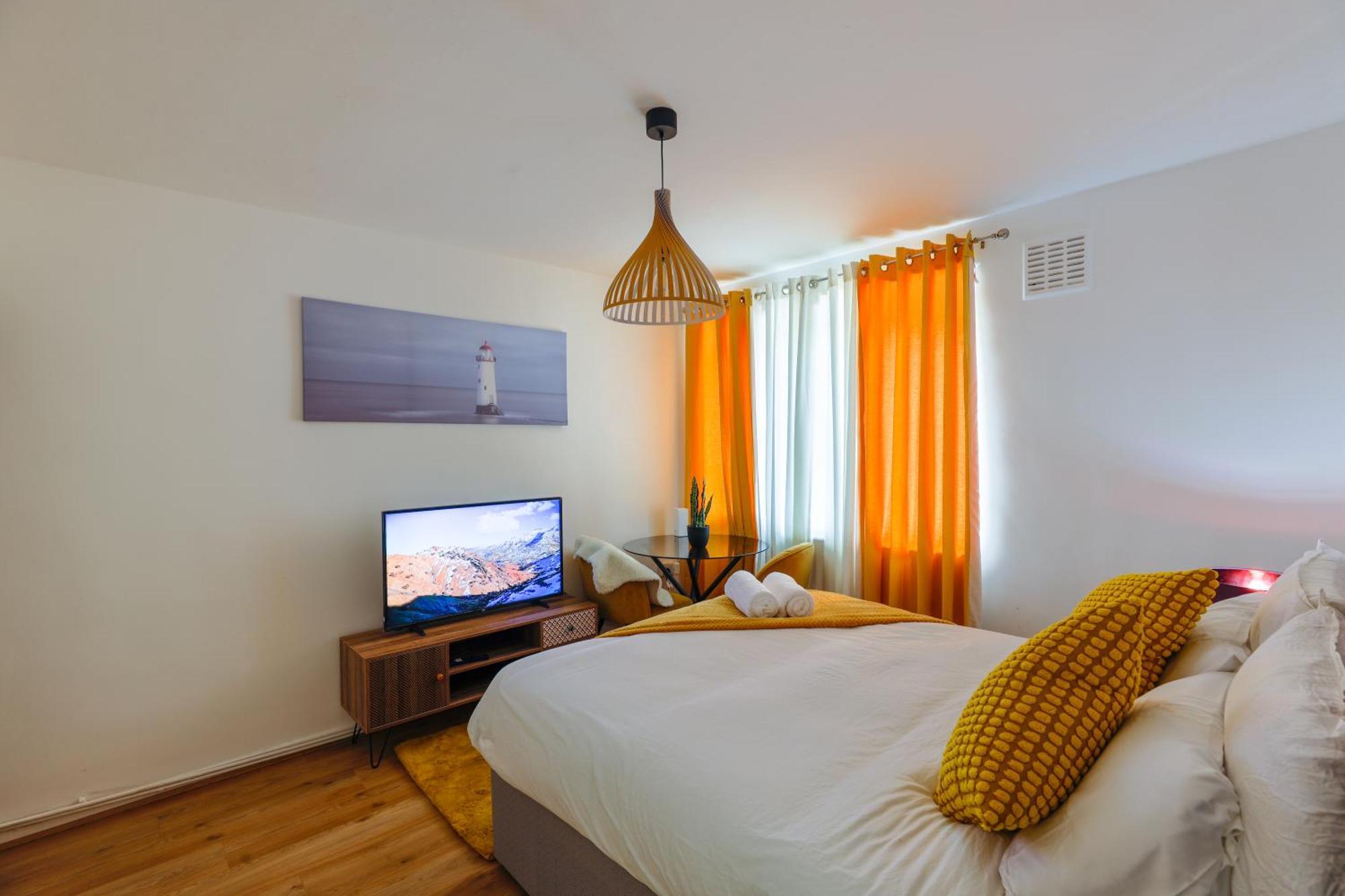 Deluxe King Room