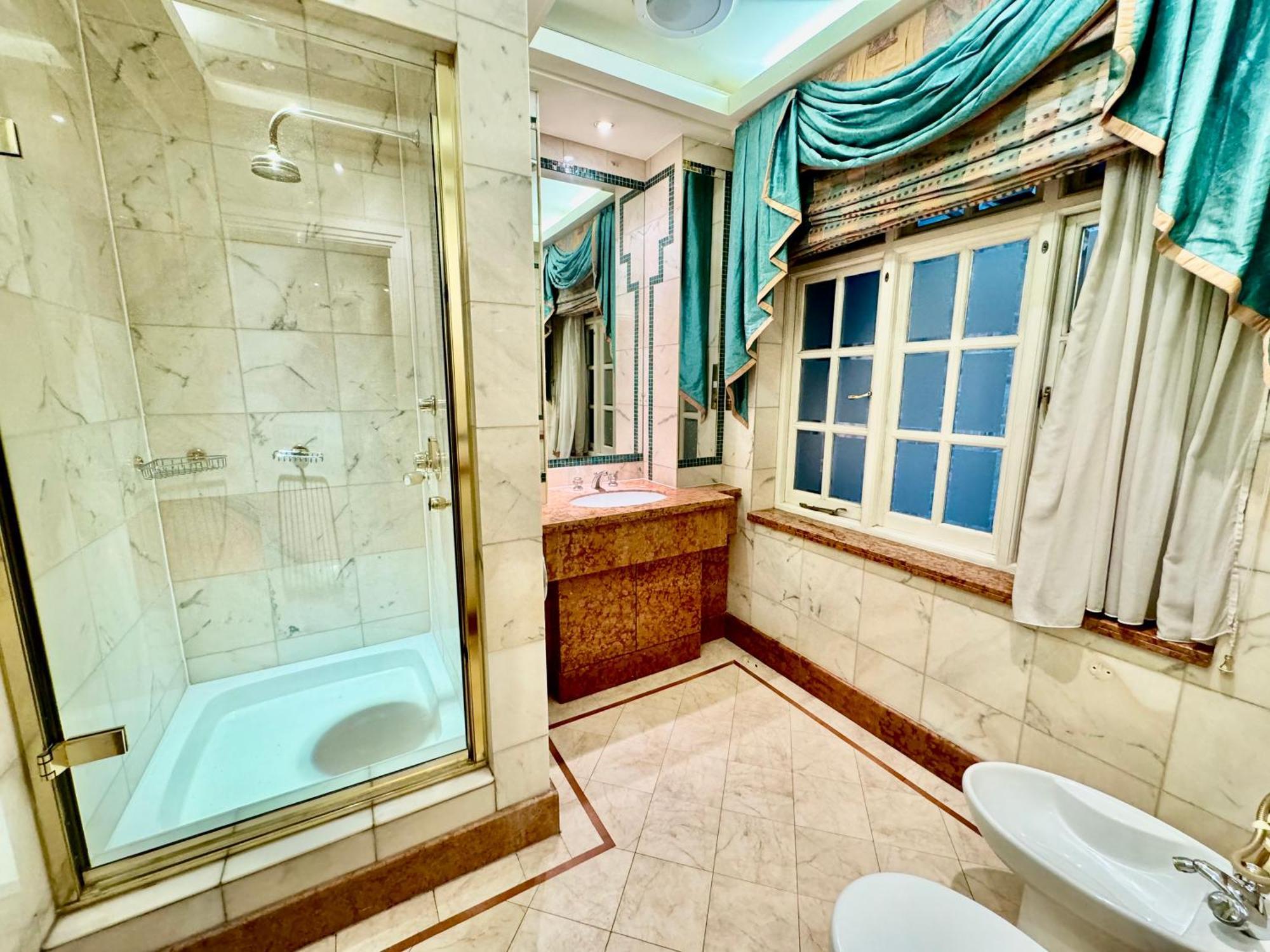 Executive Triple Room