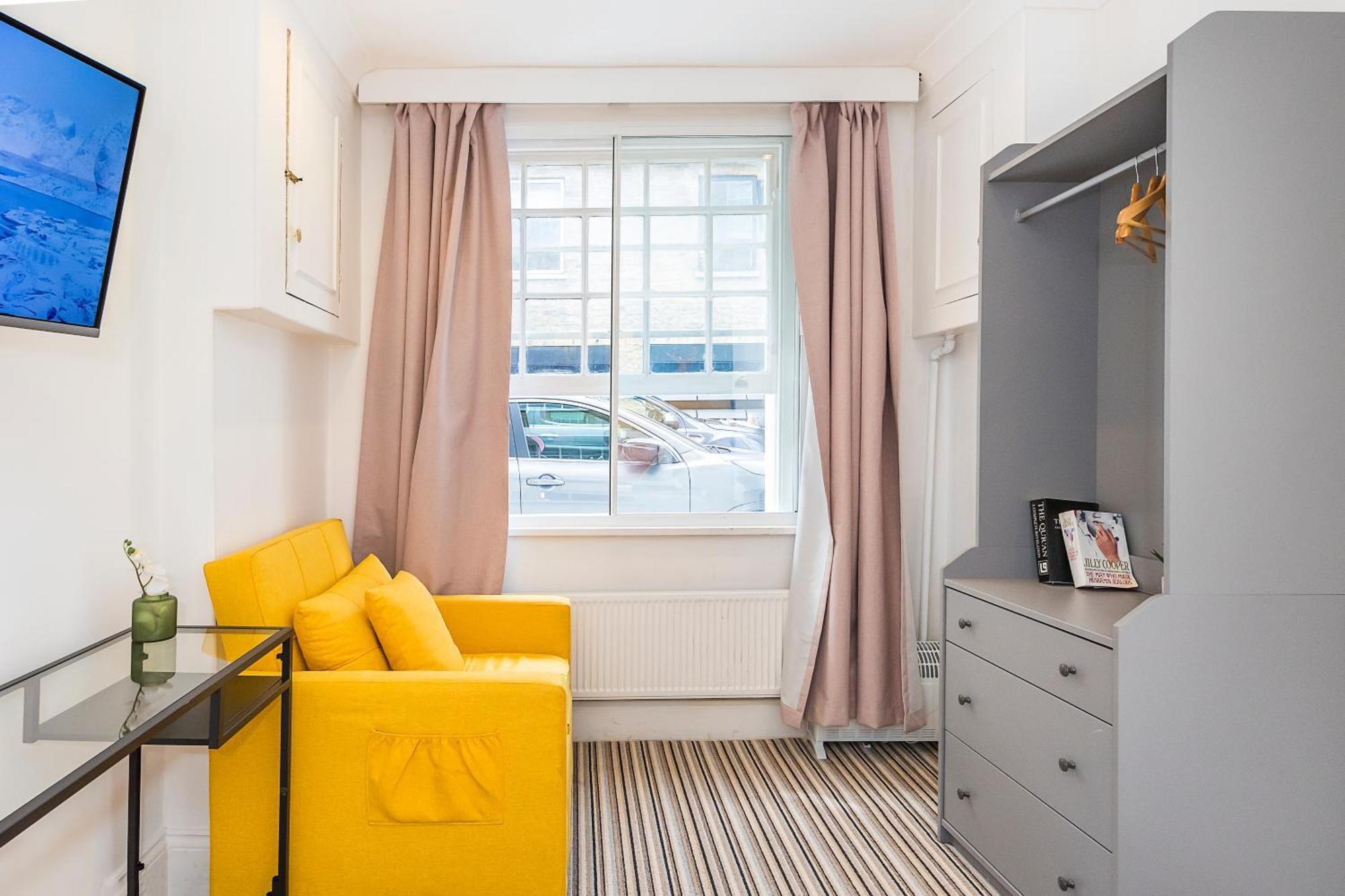 Standard Double Room with Shared Bathroom,1642376374:JPEG