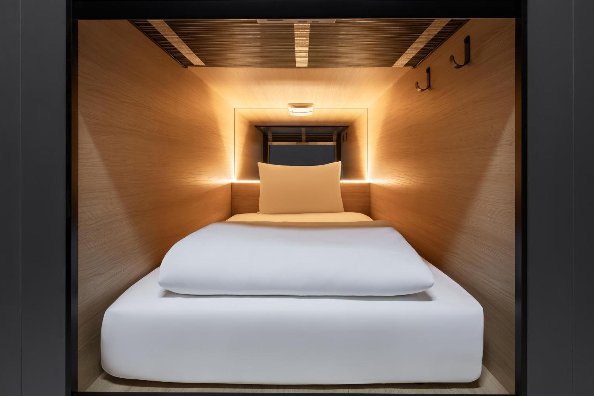 Capsule Cocoon