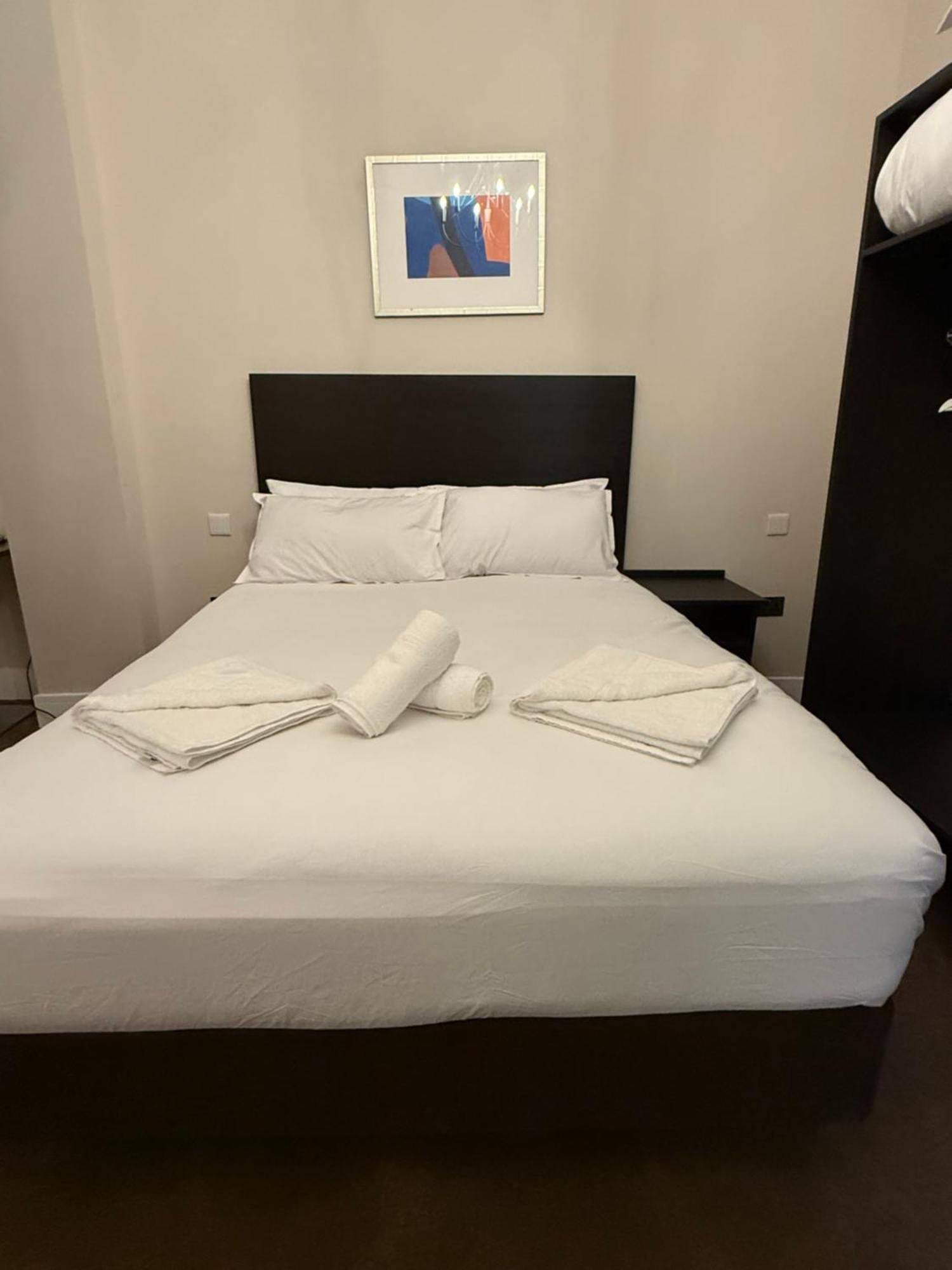 Family Room,1653435420:JPEG