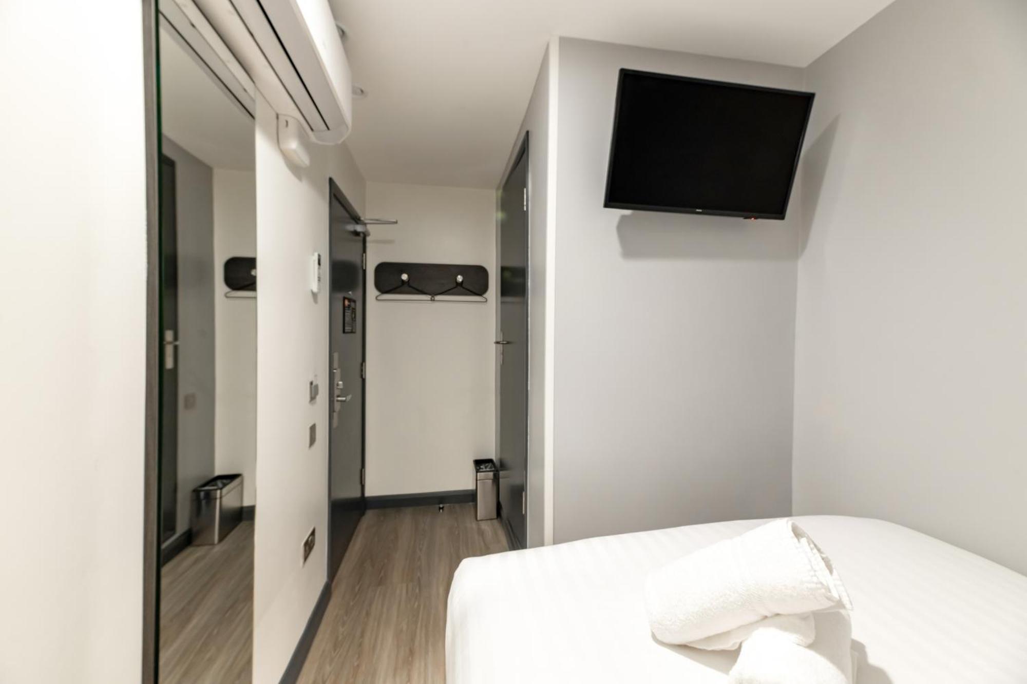 Standard Double Room without Window