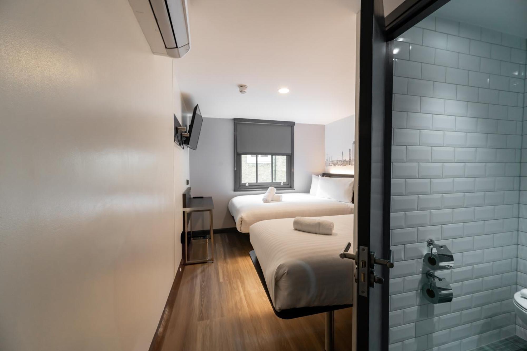 Family triple room