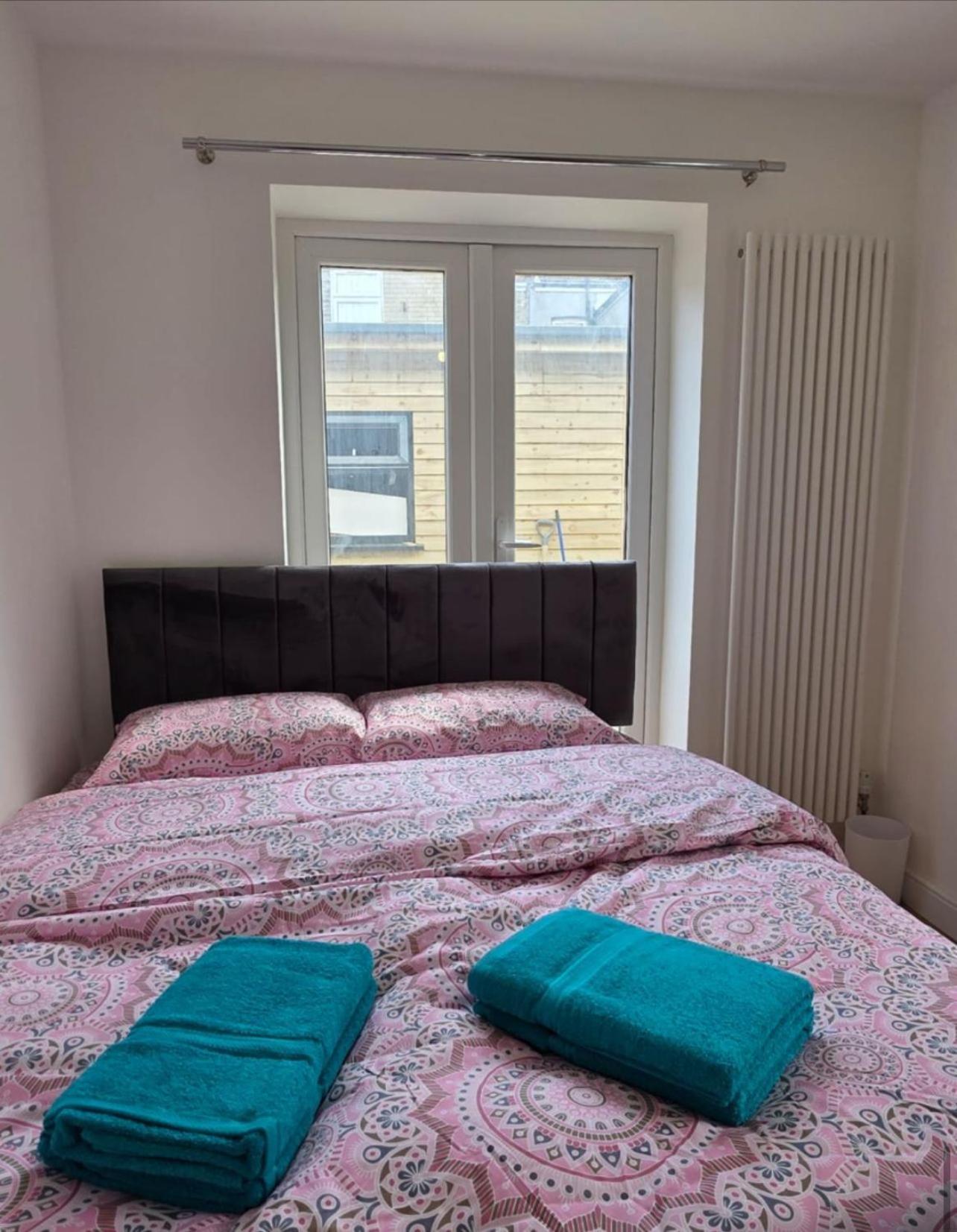 Double Room Private Bathroom