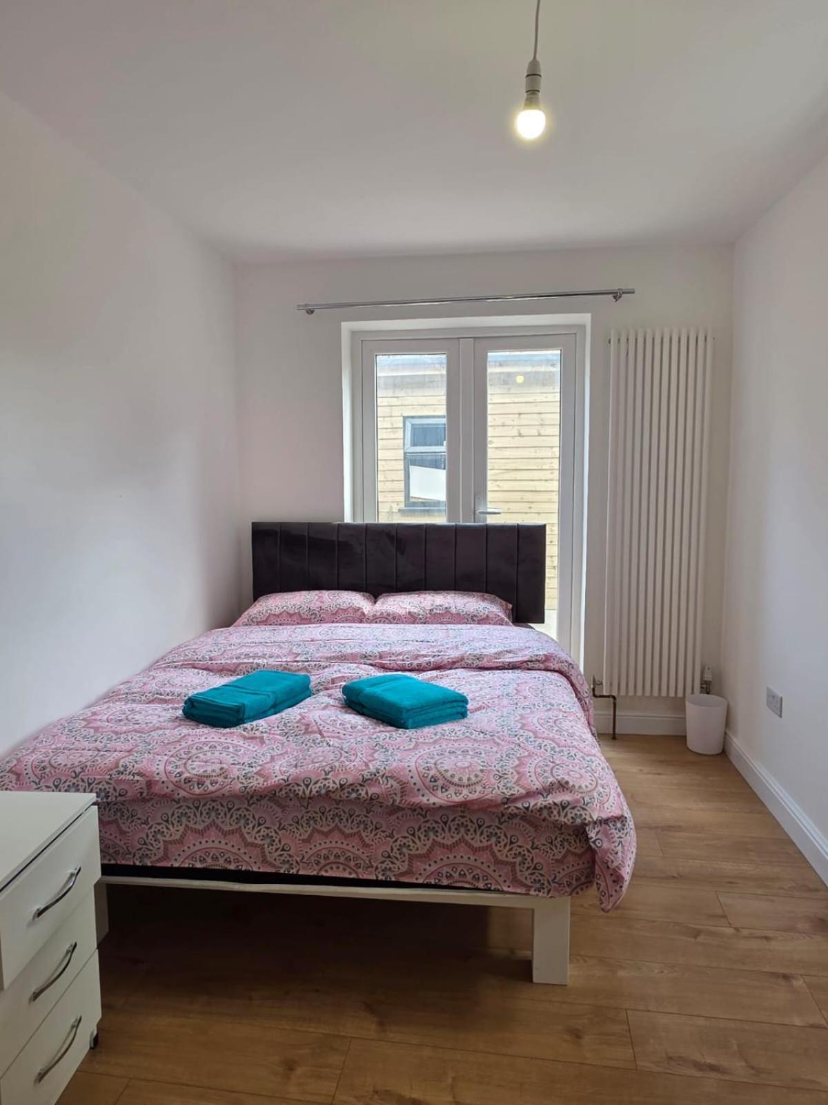 Double Room Private Bathroom