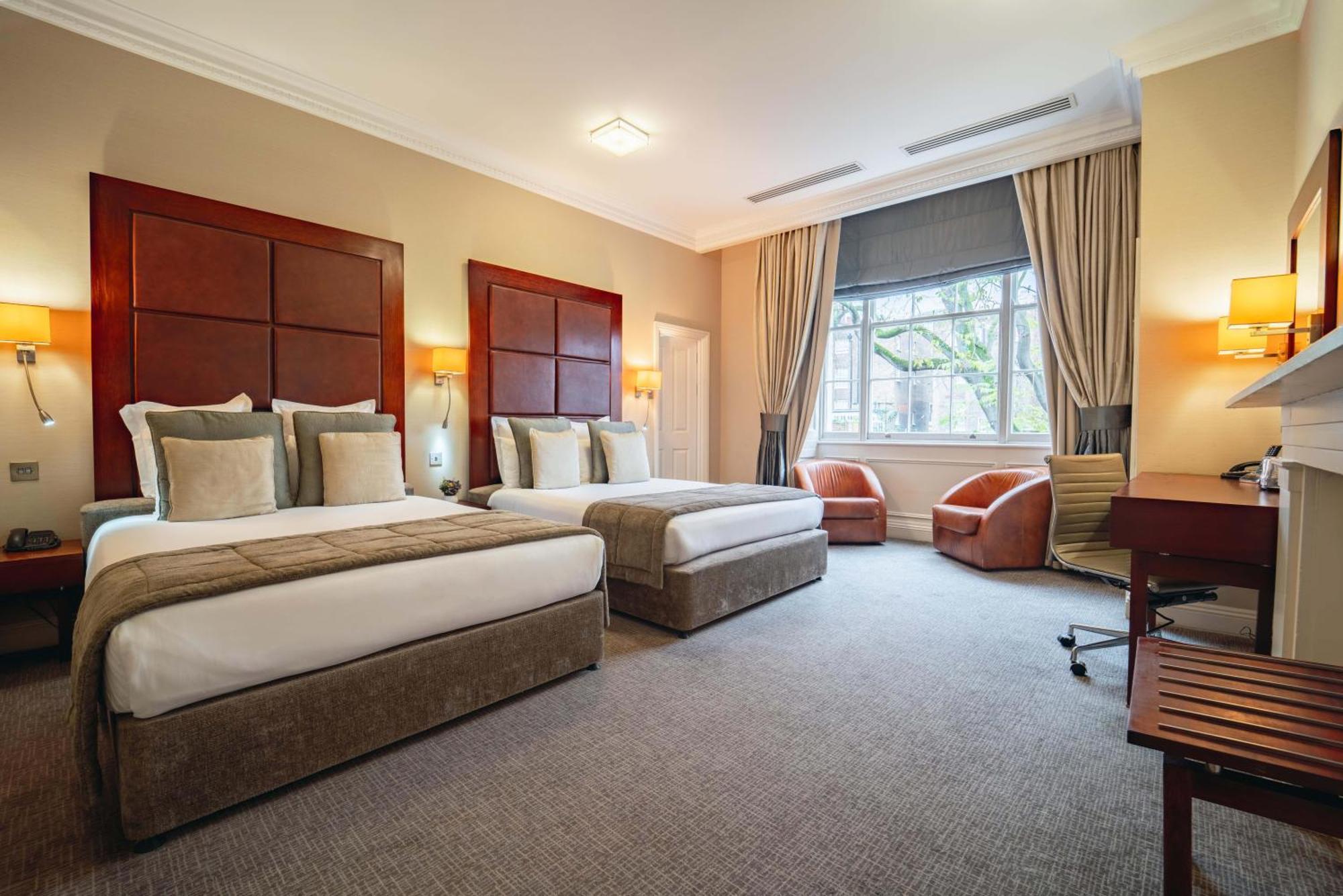 Comfort Triple Room