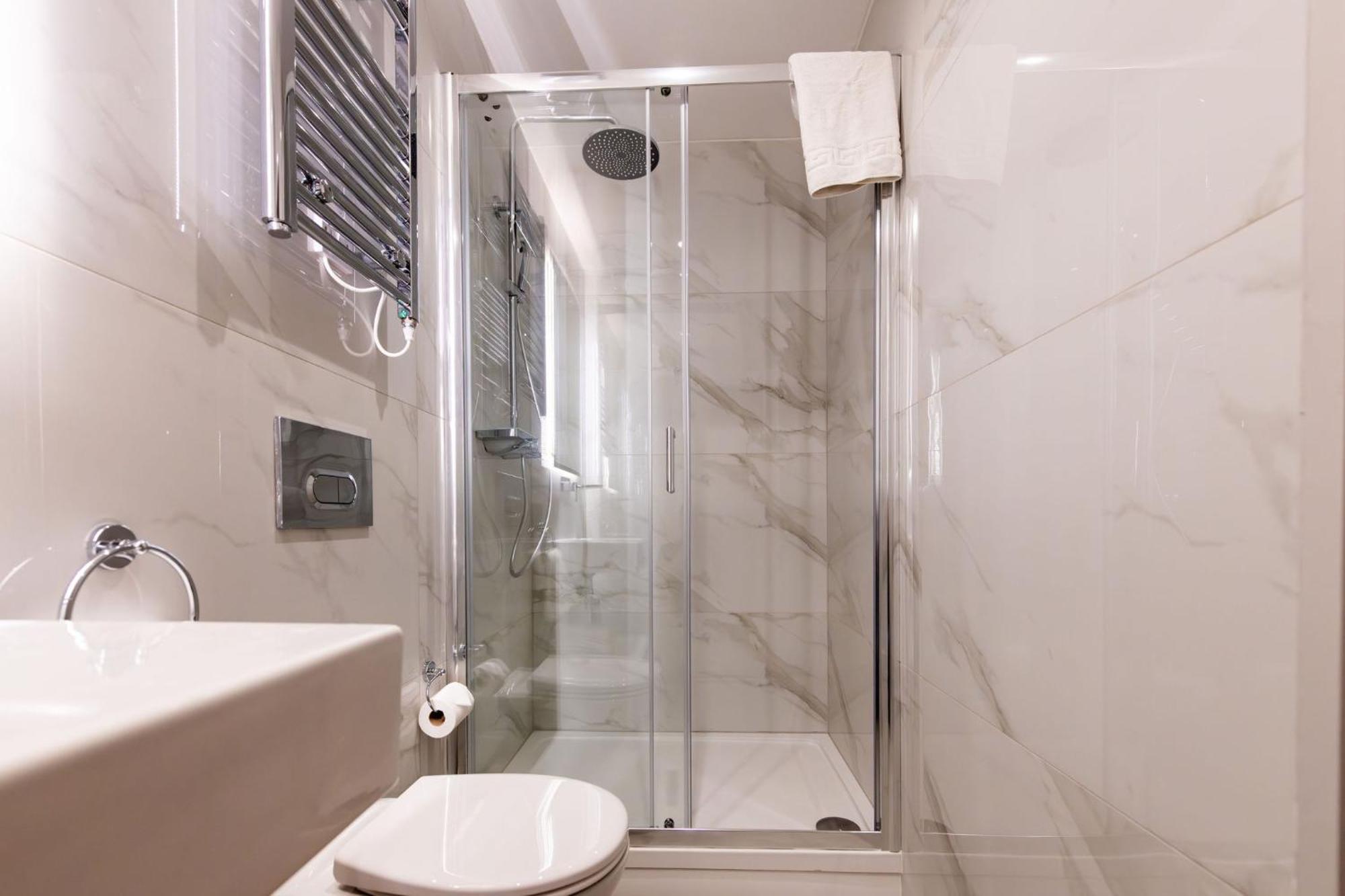 Deluxe Double Studio Jacuzzi