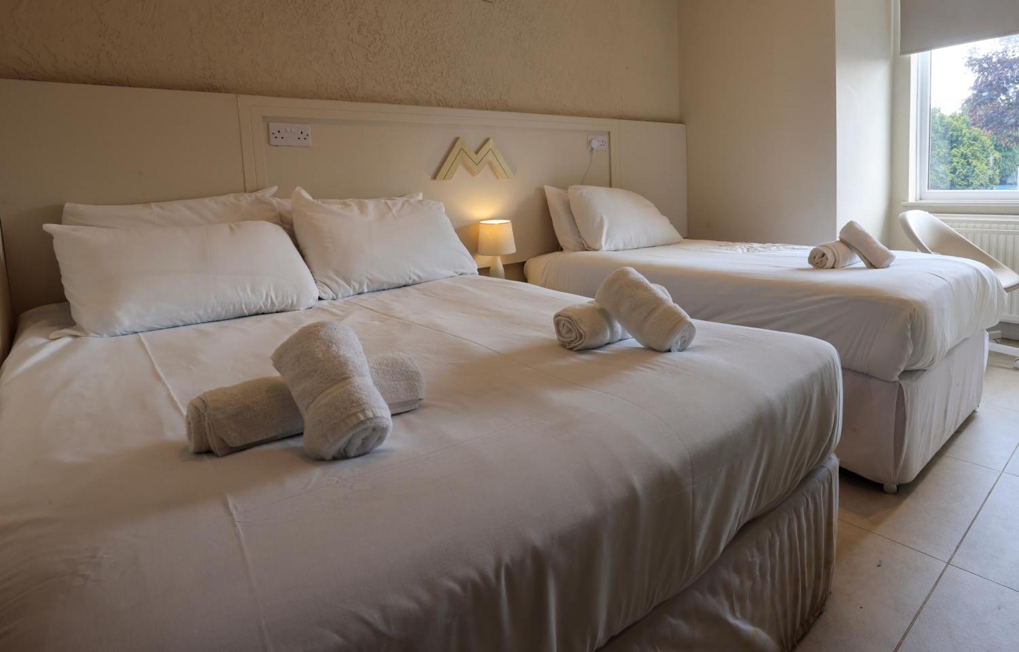 Luxury Triple Room
