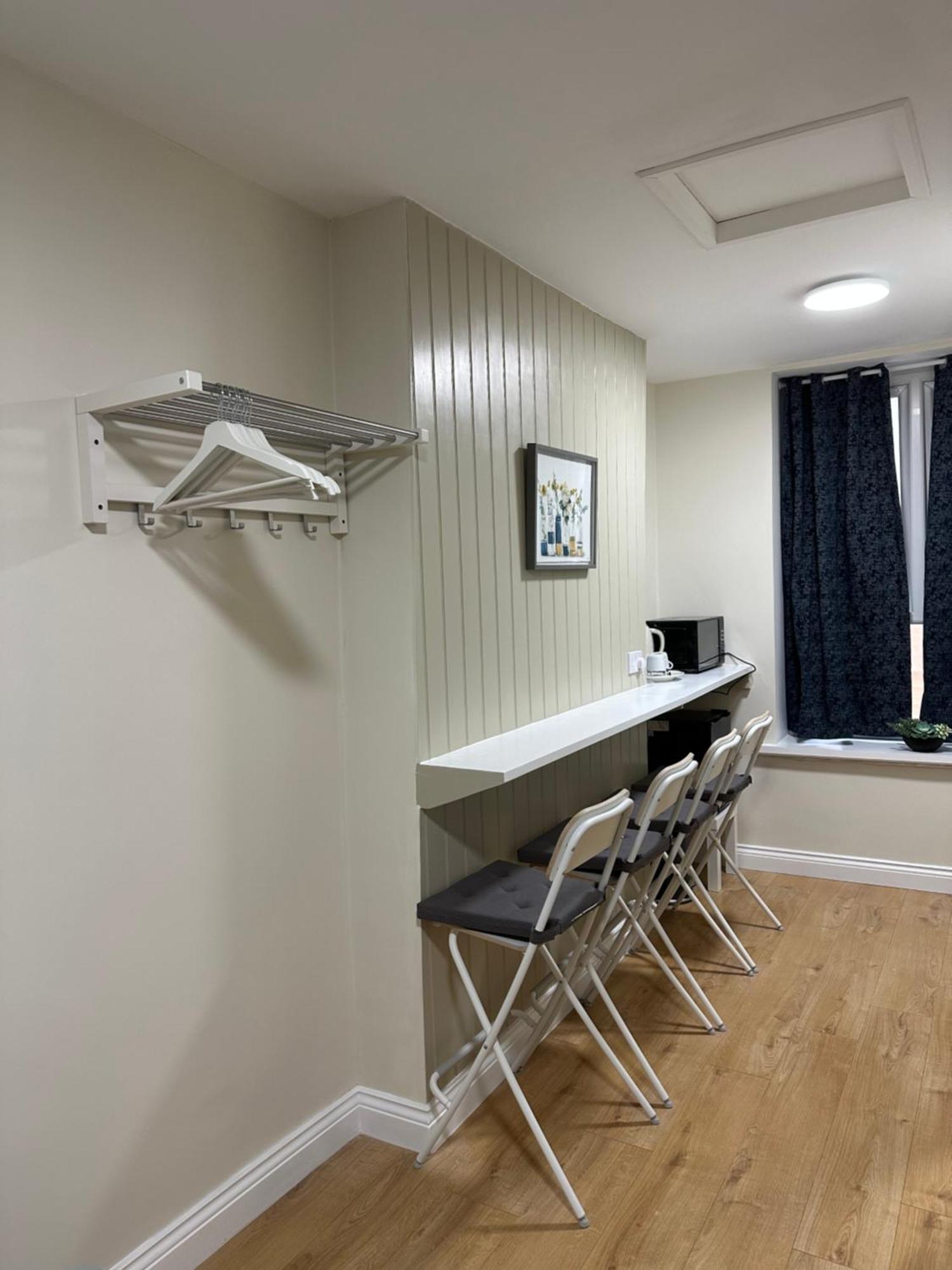 Quadruple Room Private Bathroom