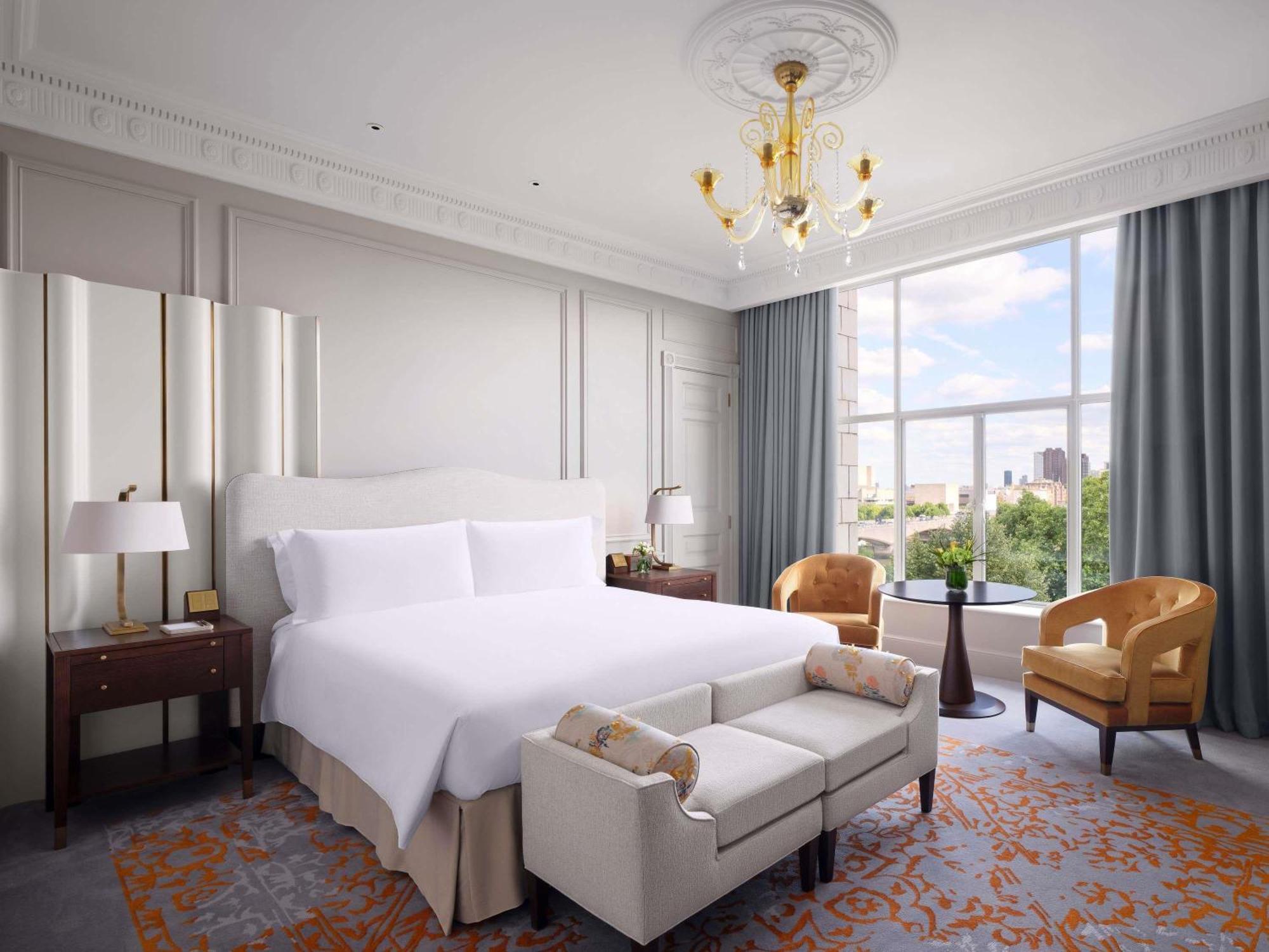 Suite Junior avec Lit King-Size et Vue sur la Rivière