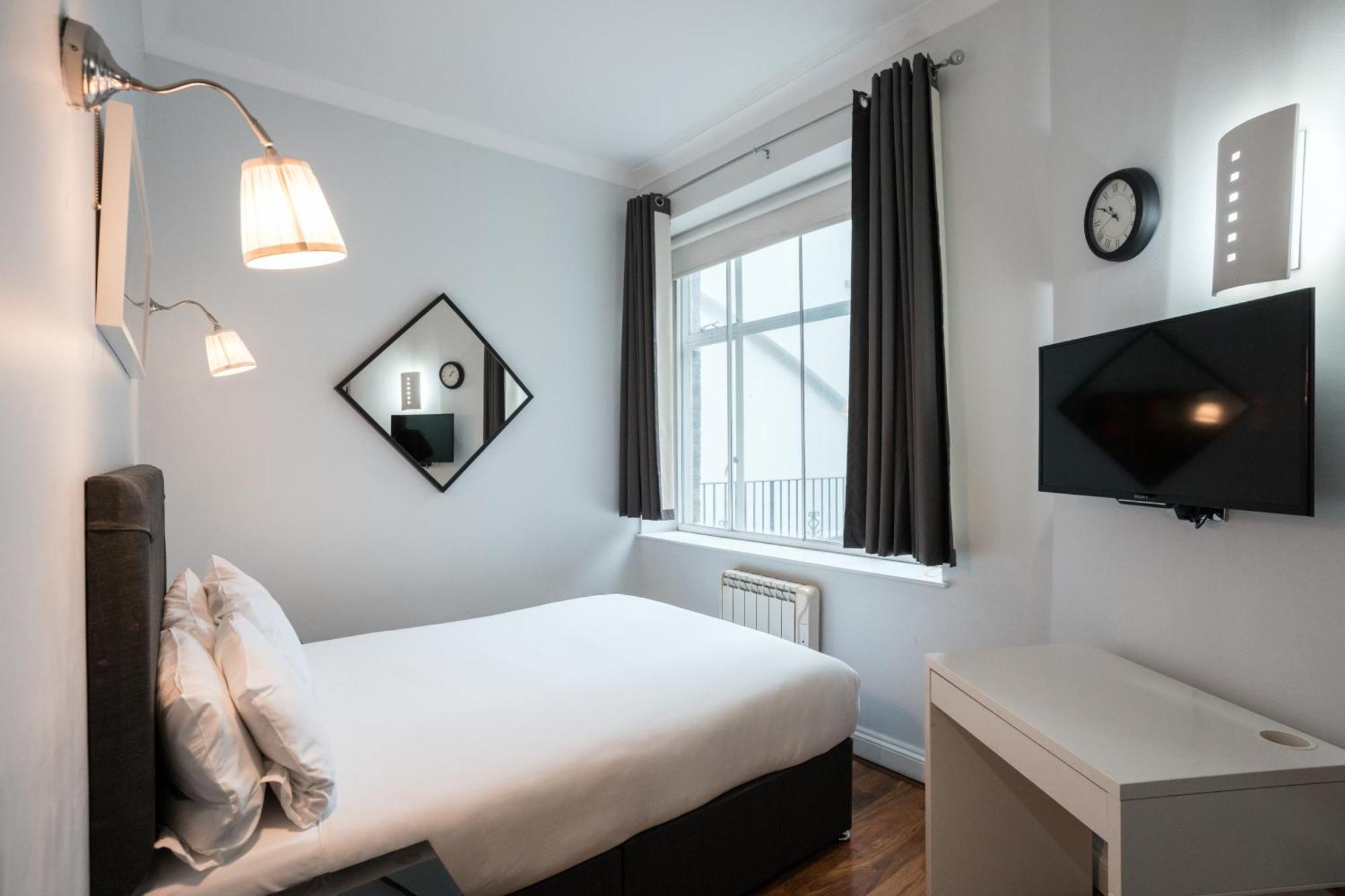 Cosy Double Room,1742600257:JPEG