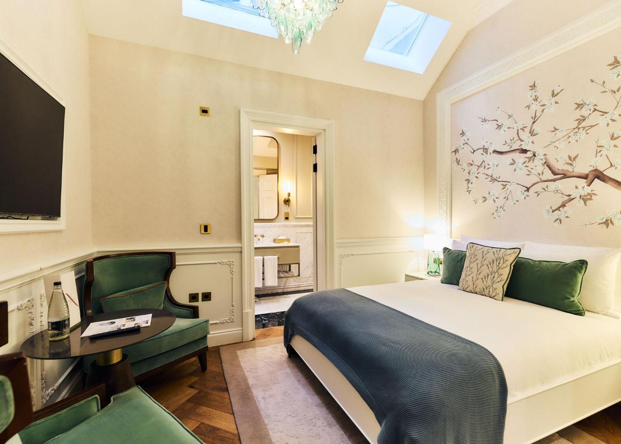 No-View Standard Room