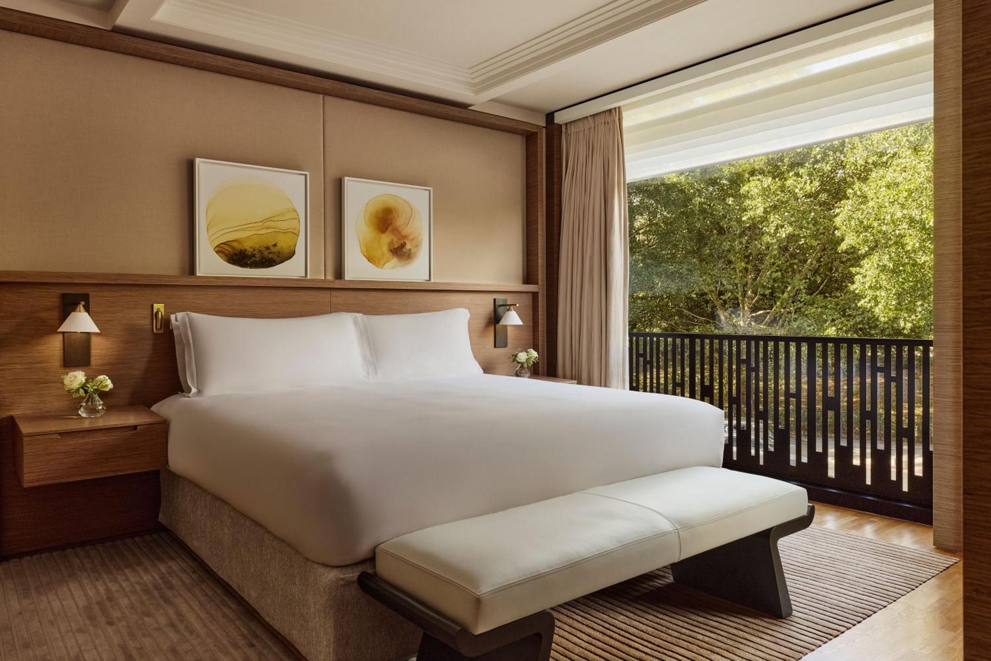Deluxe Park Junior Suite