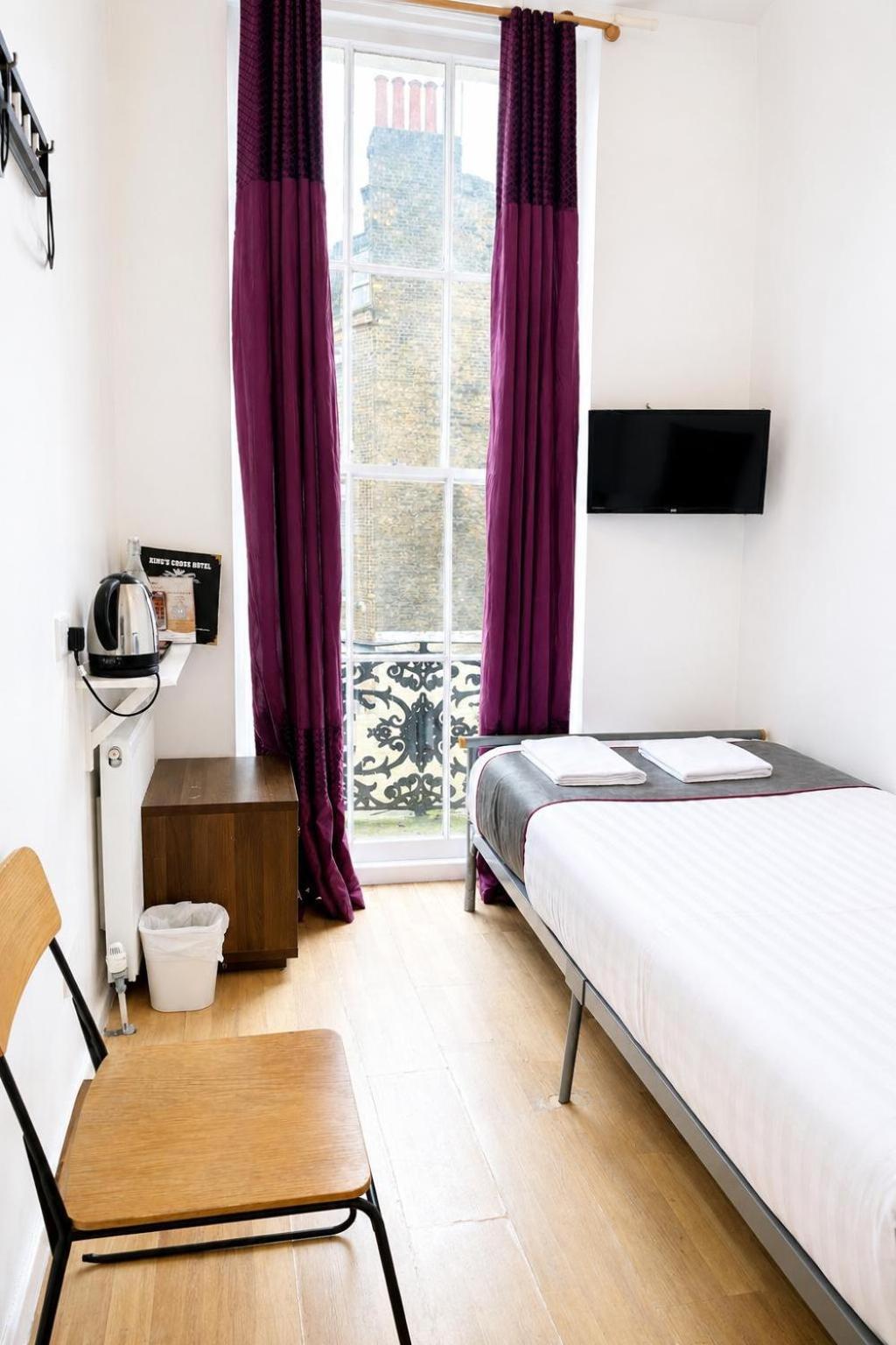Single Room with Private Bathroom