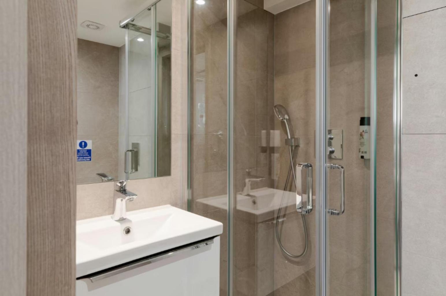 Economy Single Room