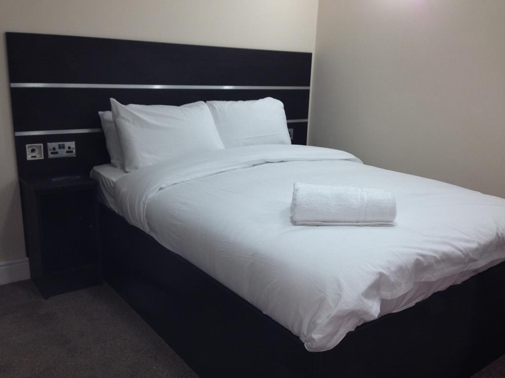 Deluxe Double Room Shower,523933584:JPEG