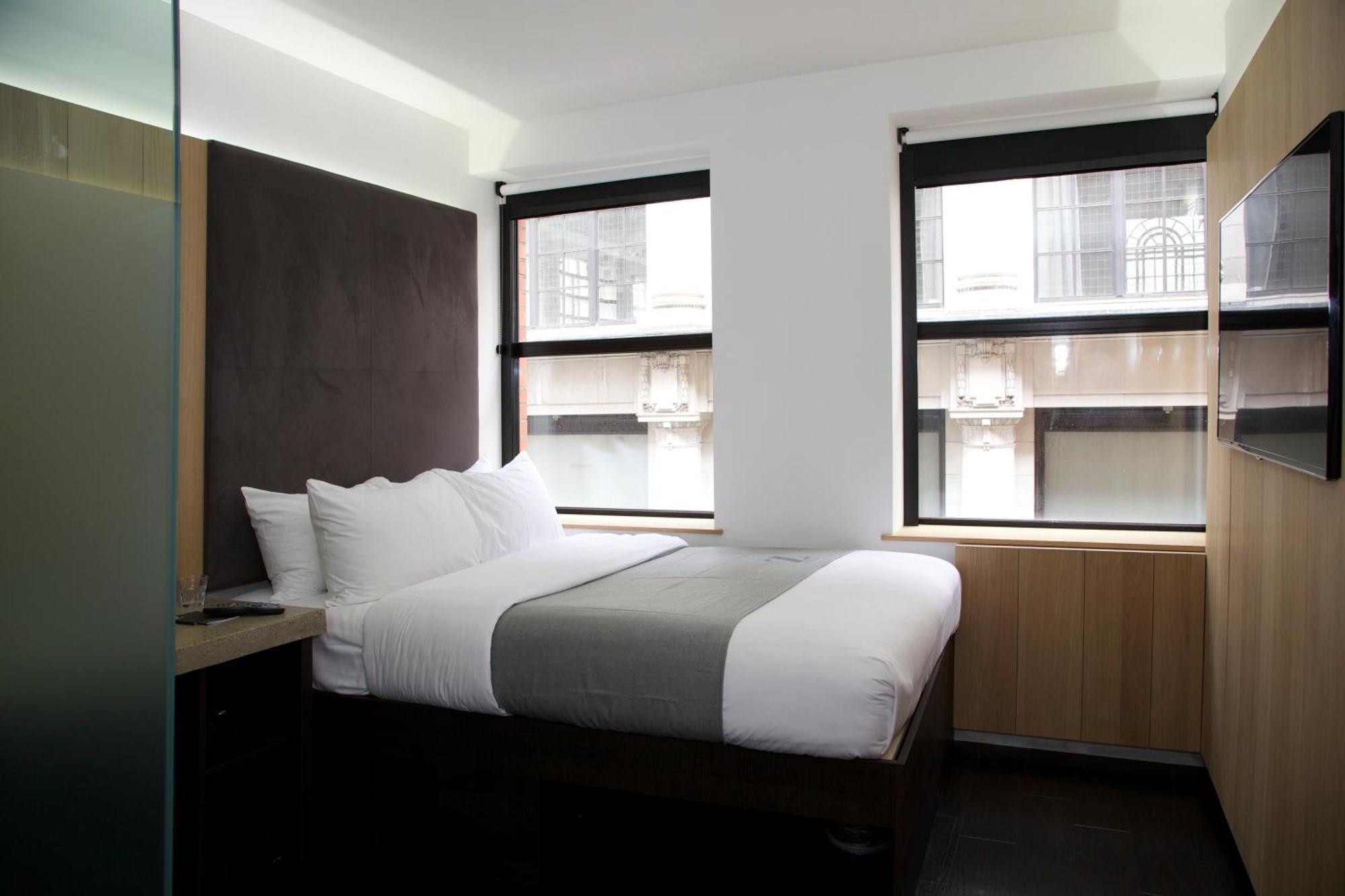 Chambre Lit Queen-Size Club