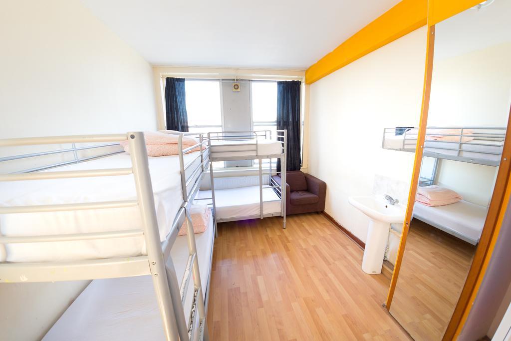 Bed 4-Bed Female Dormitory Room