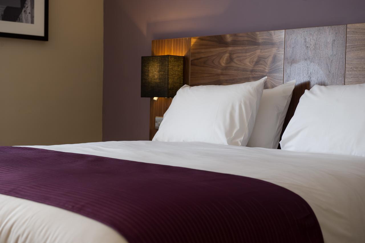 Courtyard Suite,646351395:JPEG