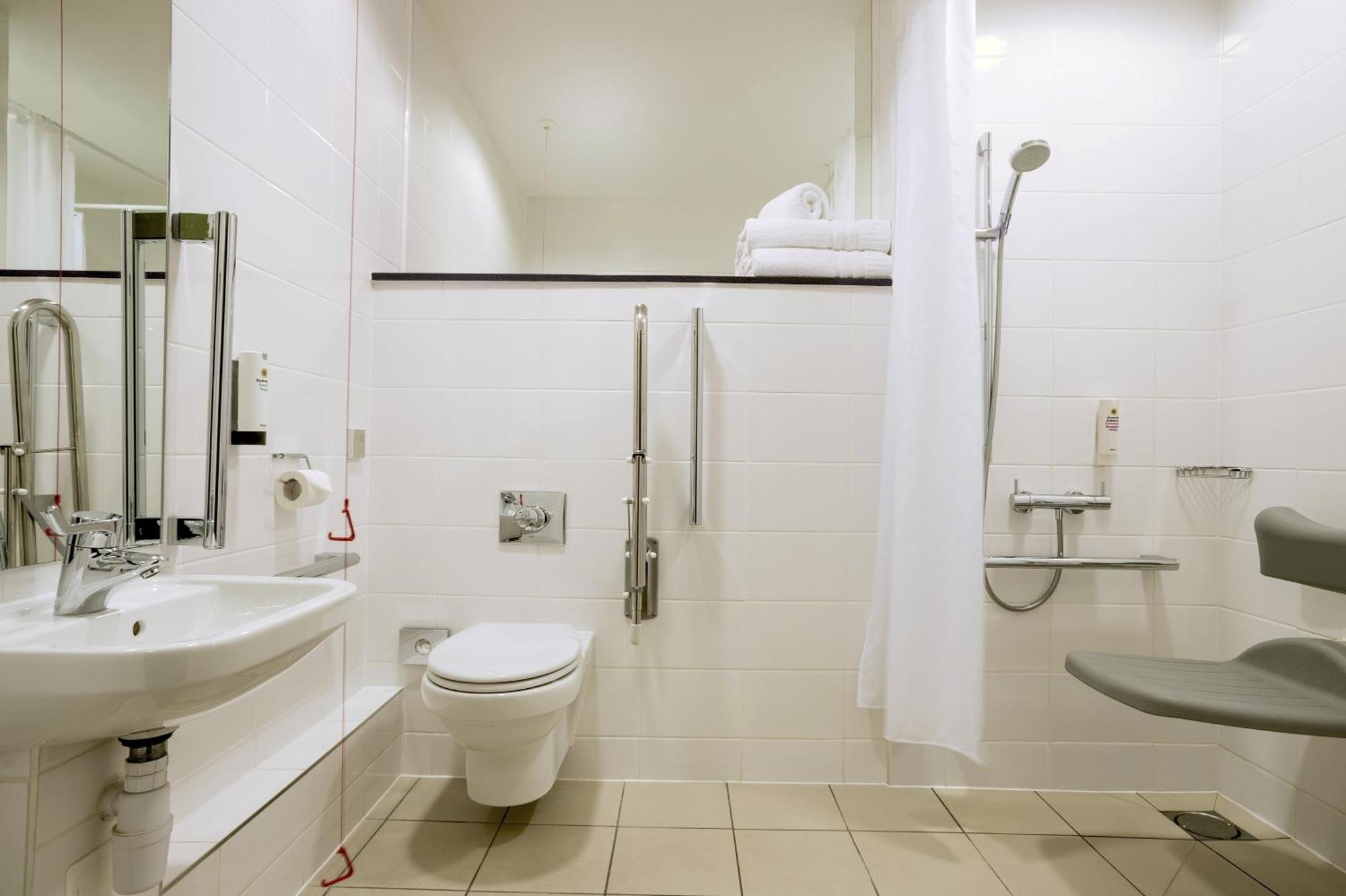 Accessible Double with Window,1208742658:JPEG
