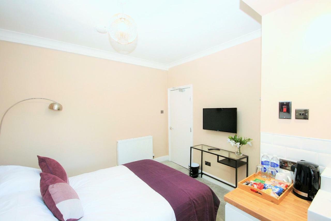 Standard Double Room,862689557:JPEG