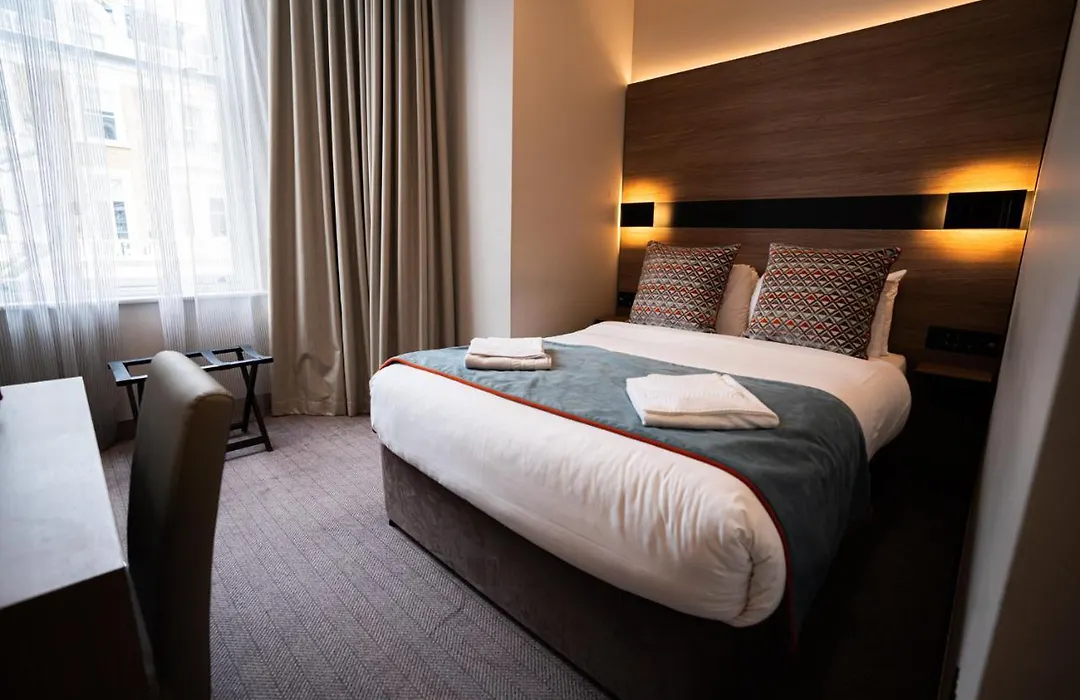 Oxford Hotel-1