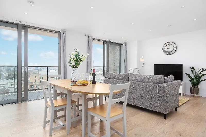 Luxurious Liberty Serviced Apartment-1