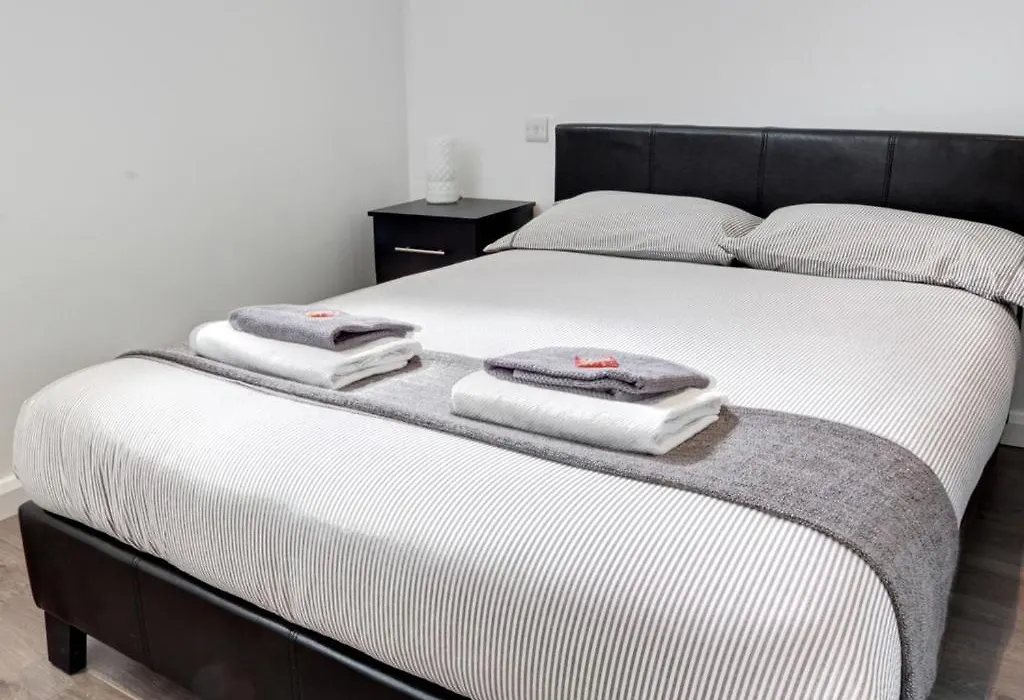 Linton Apartments-1